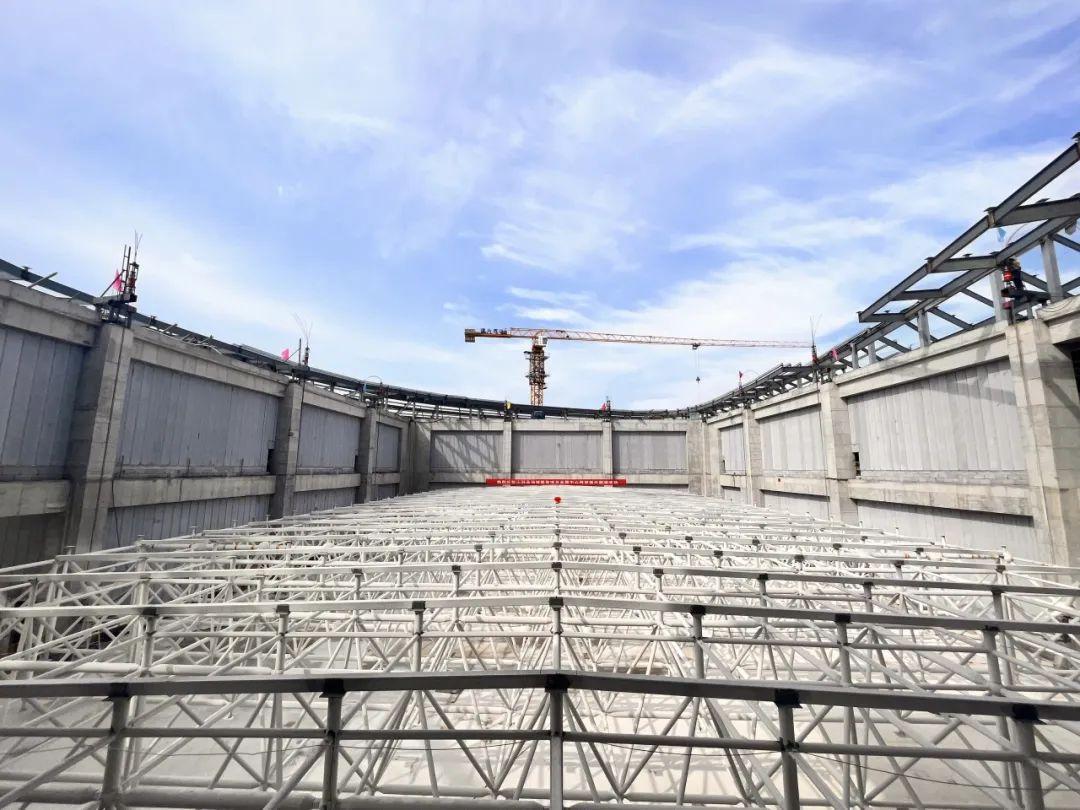 山西建投六建集团承建的山阴县场馆门徒娱乐项目会展中心网架提升圆满完成