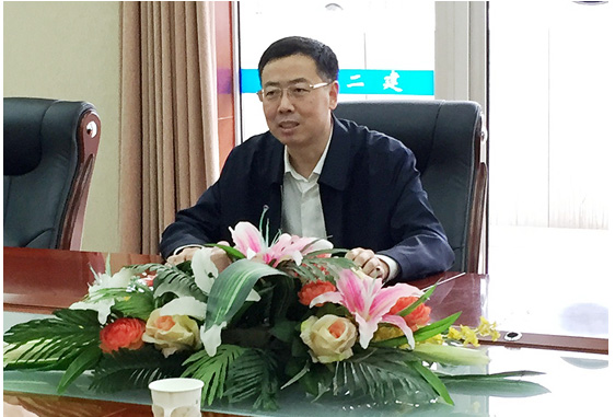 白原平总经理在二公司调研时指出： 要大力加强市场开发，，，，，努力推进转型业务开展，，，，，全力防范经营风险
