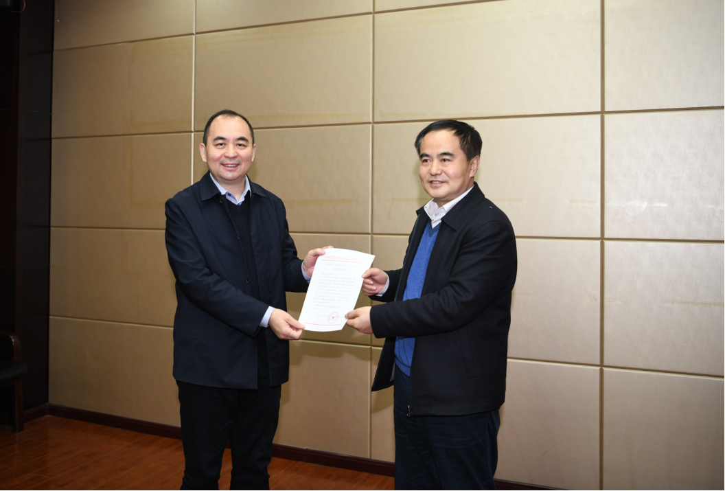 山西建投与山西综改示范区举行“五大中心”项目门徒娱乐对接会