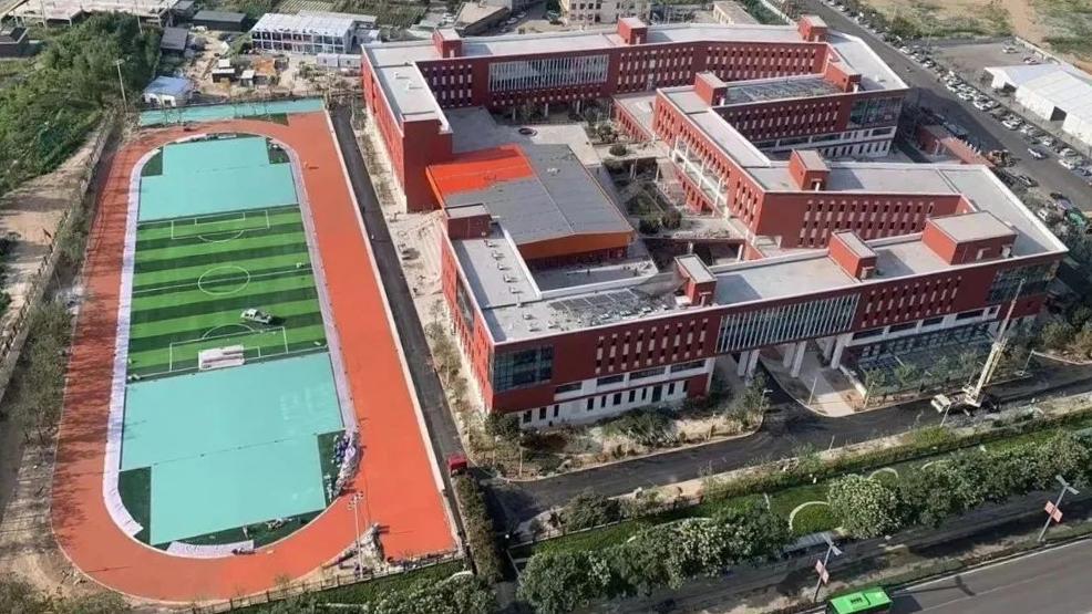 山西建投六建集团承建的吕梁市第一小学门徒娱乐项目竣工投用